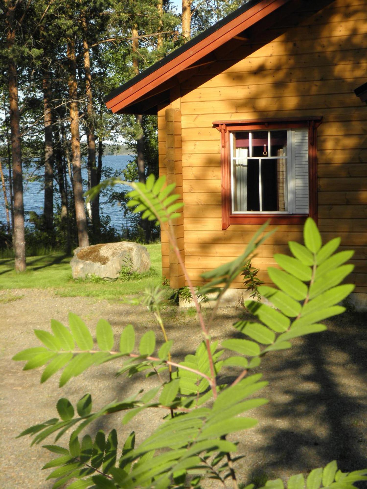 Loikansaari Lomamoekit Holiday Cottages Kallislahti Exterior foto